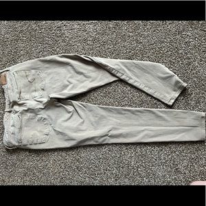 Womens size 8 American eagle khakis. Super stretchy